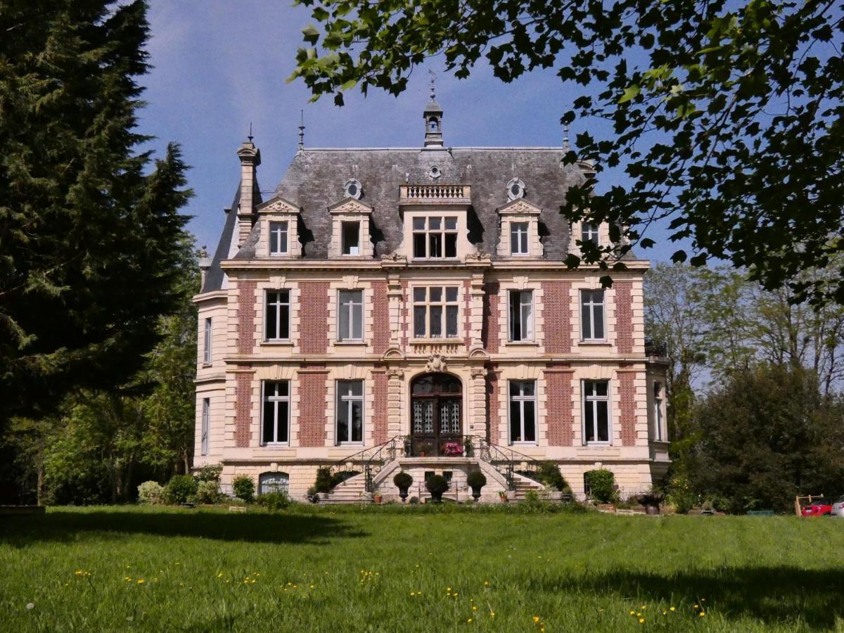 Chateau De Hieville Saint-Pierre-en-Auge Exterior foto
